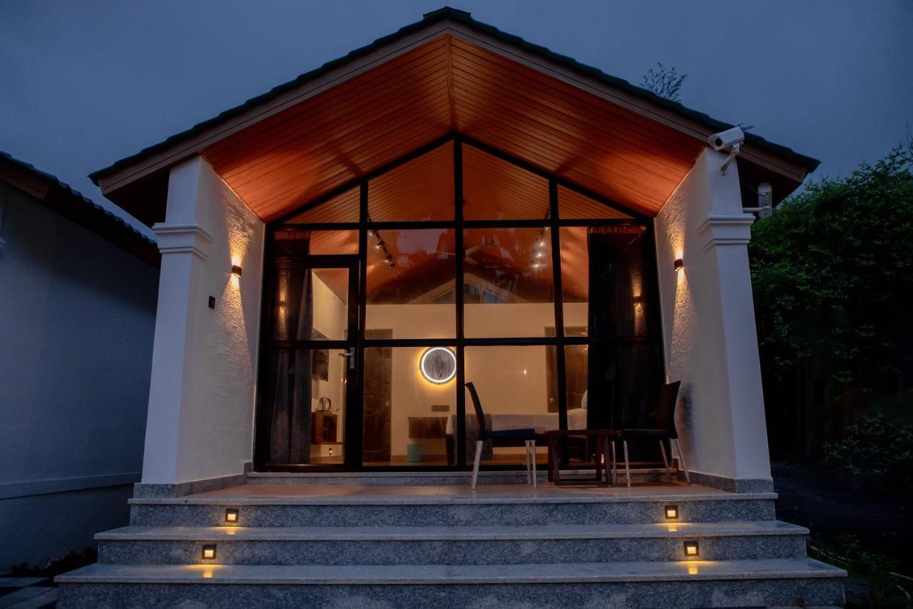 White Sand Beach Resort Kondivali Exterior photo