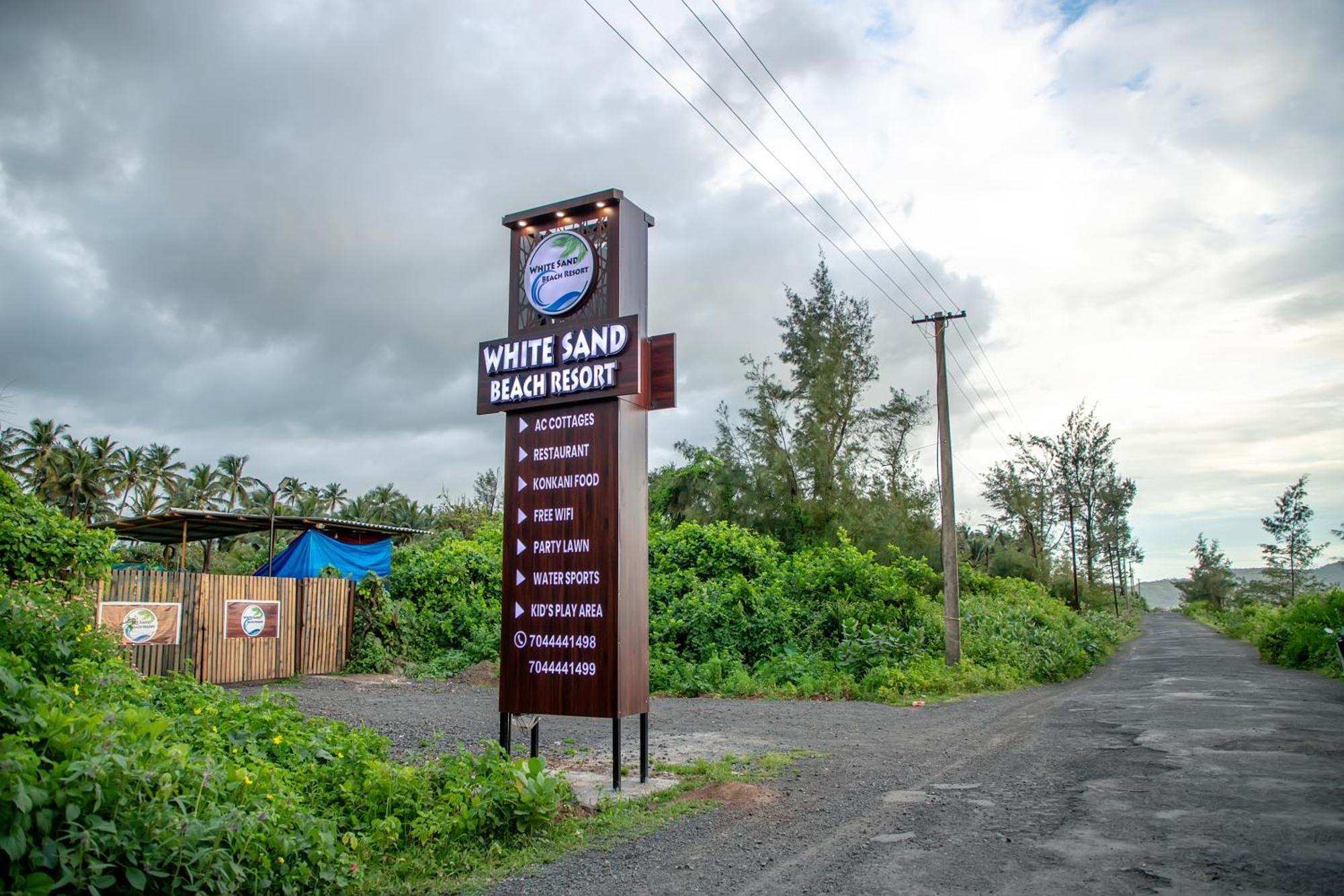 White Sand Beach Resort Kondivali Exterior photo